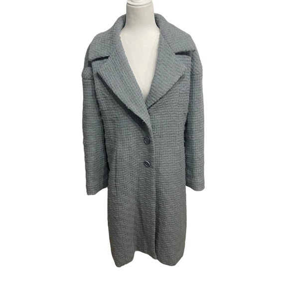 Vintage Baby Blue Lind winter coat perfect for layering and the cold season - Picture 1 of 5